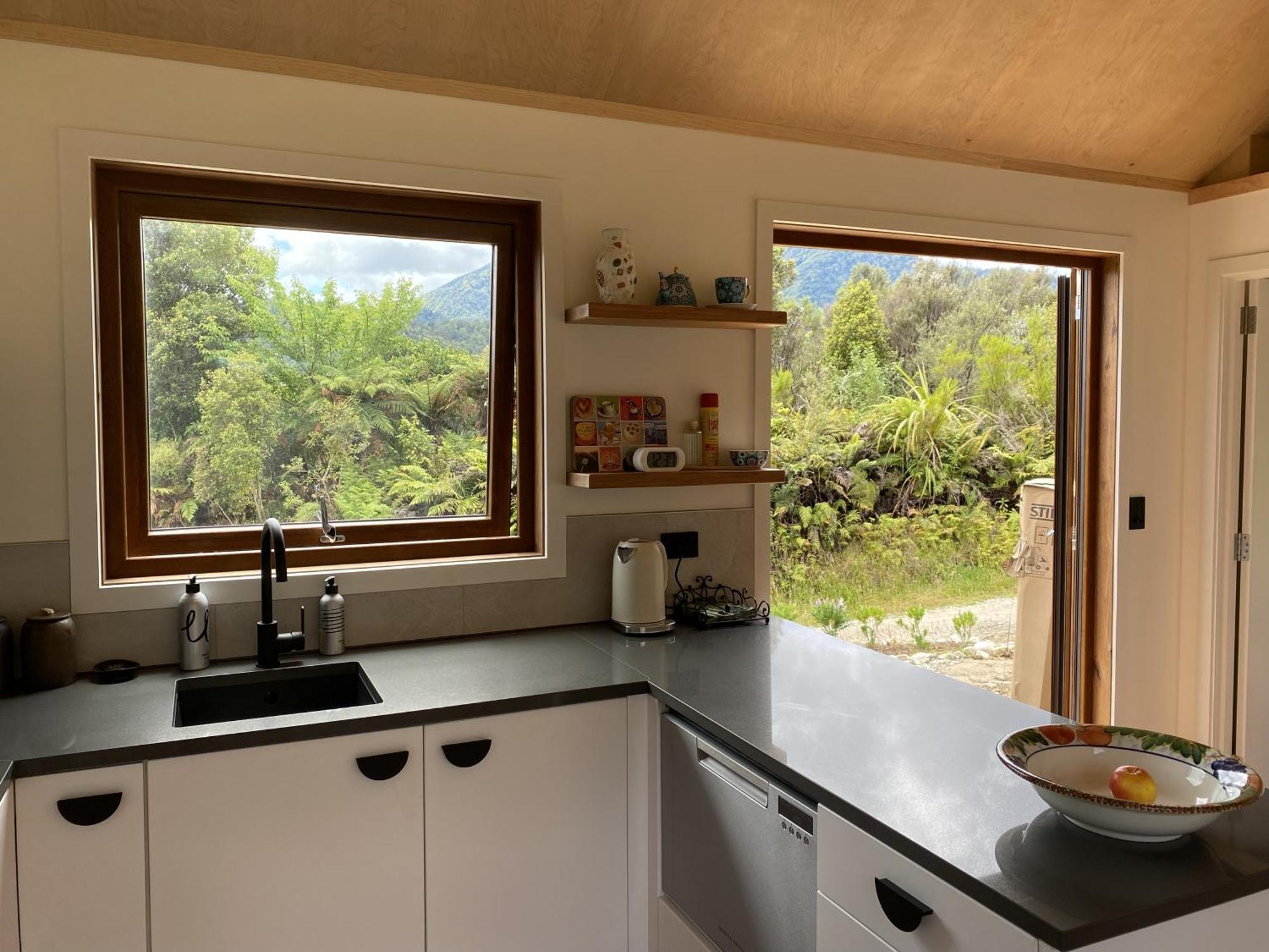 Uru Ecohomes Seddonville Exterior foto